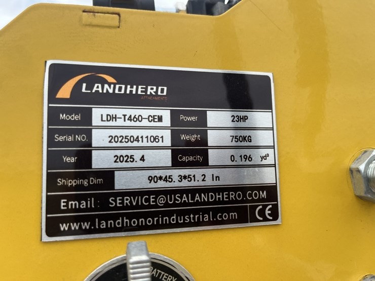land-hero-mini-skid-steer-image-7