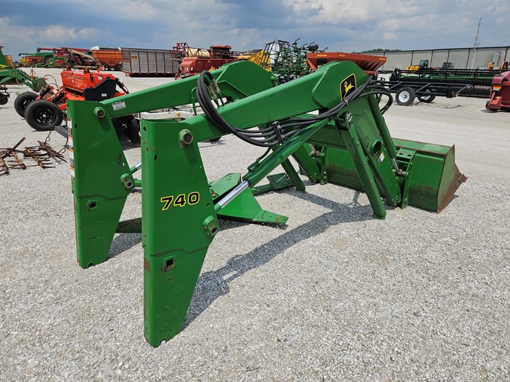 john-deere-740-image-4