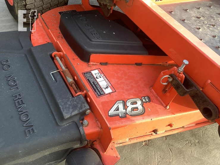 2018-kubota-z121s-image-12