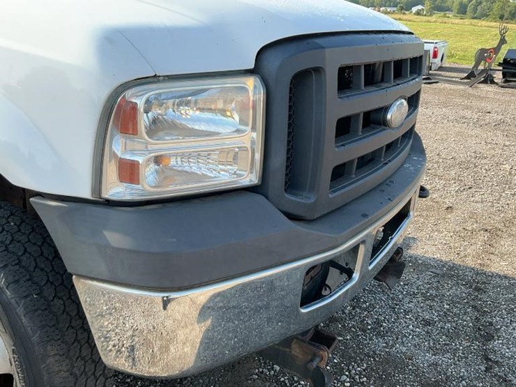 2006-ford-f350-image-41