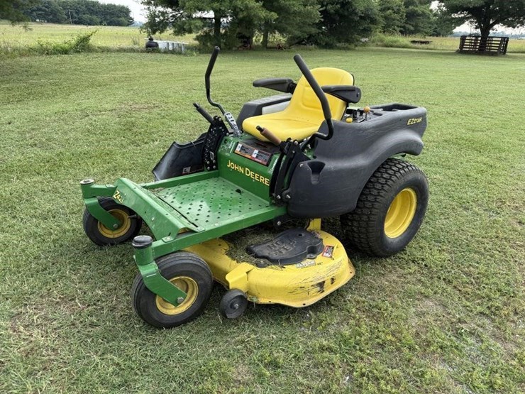 john-deere-la-image-1