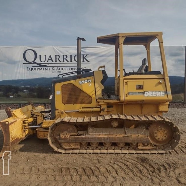 DEERE 550H LT