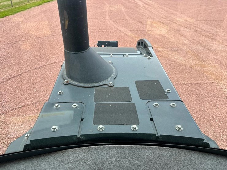 2018-deere-524kii-image-74