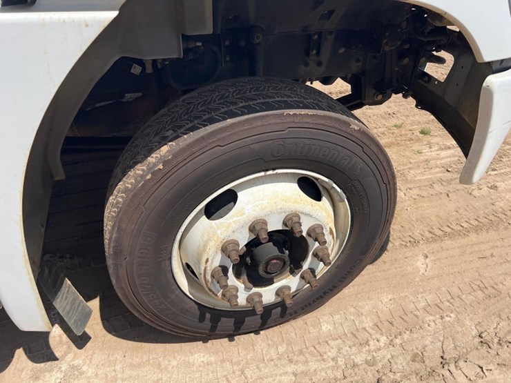 2018-hino-258-image-12