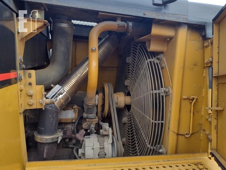 caterpillar-953c-image-42