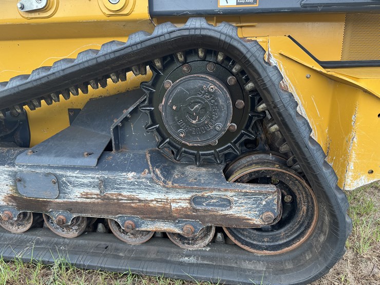 deere-333g-image-10