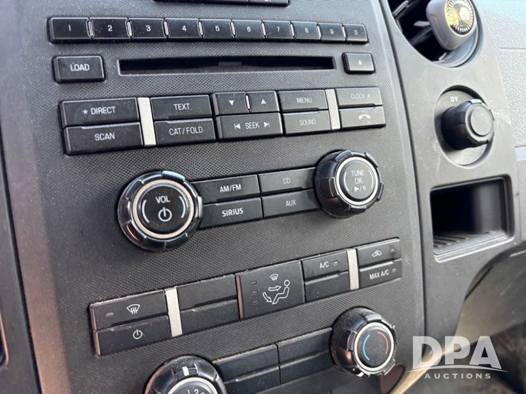 2011-ford-f150-image-47