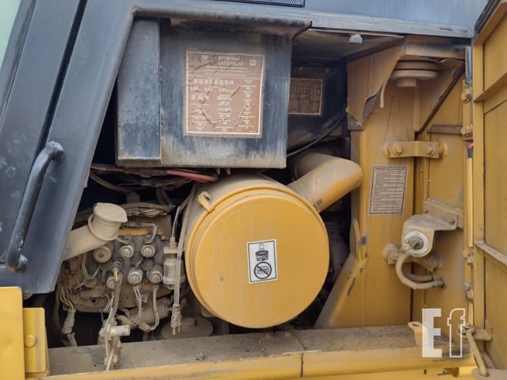 caterpillar-953c-image-43