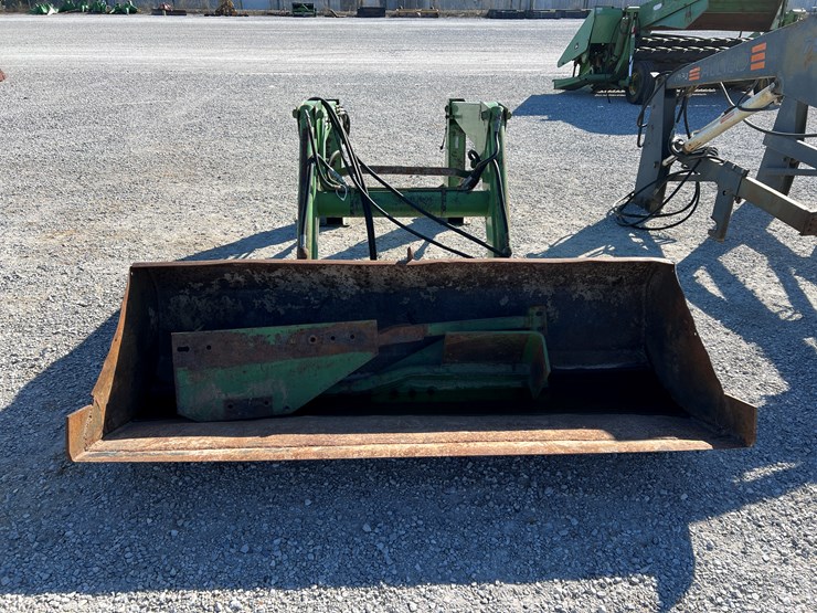 john-deere-146-image-2