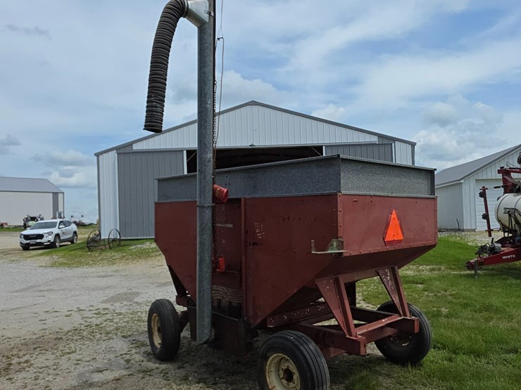 dakon-8088-gravity-wagon-w/seed-auger-image-7