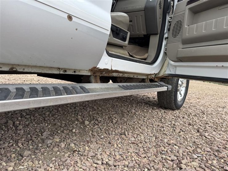 2008-ford-f250-image-11