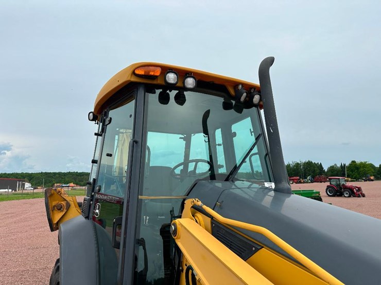 2006-deere-310sg-image-13