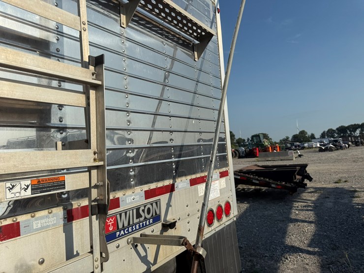 wilson-hopper-bottom-image-8