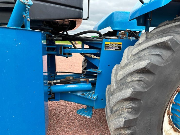 2000-new-holland-9384-image-21
