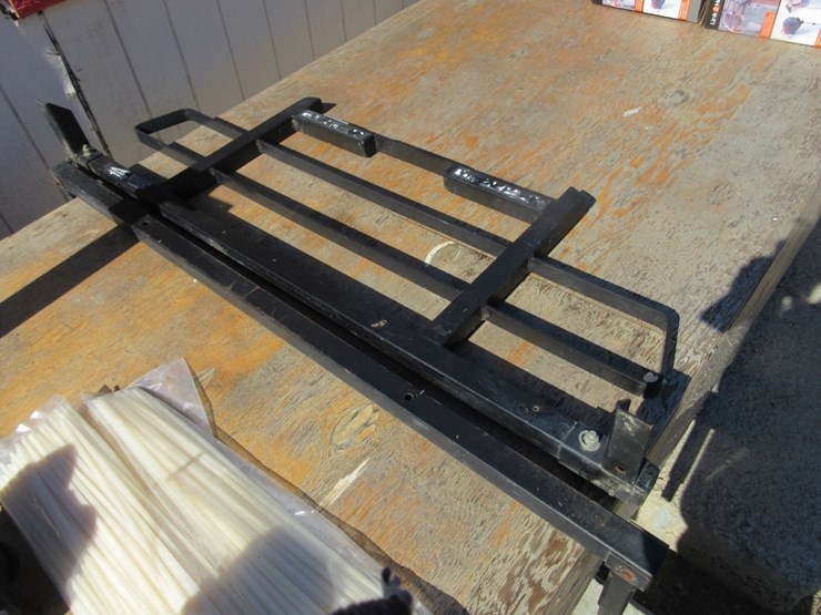 back-rack-pickup-truck-bed-headache-rack-image-1