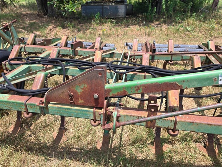 john-deere-a-image-12
