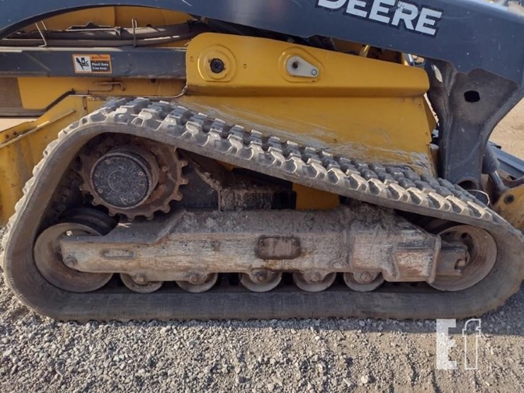 2022-deere-333g-image-27