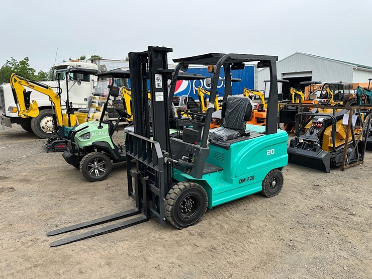 digmaster-dm-f20-forklift-image-1