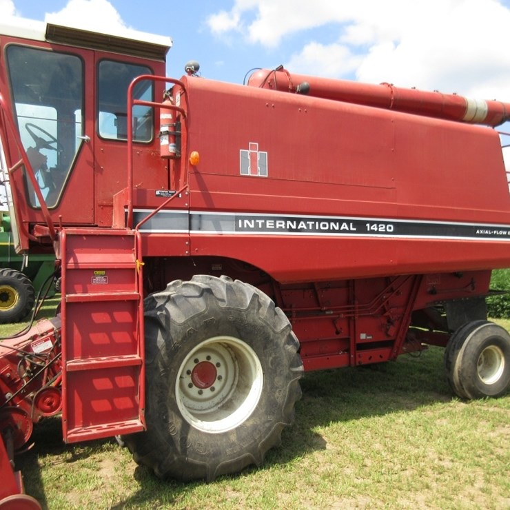 INTERNATIONAL 1420