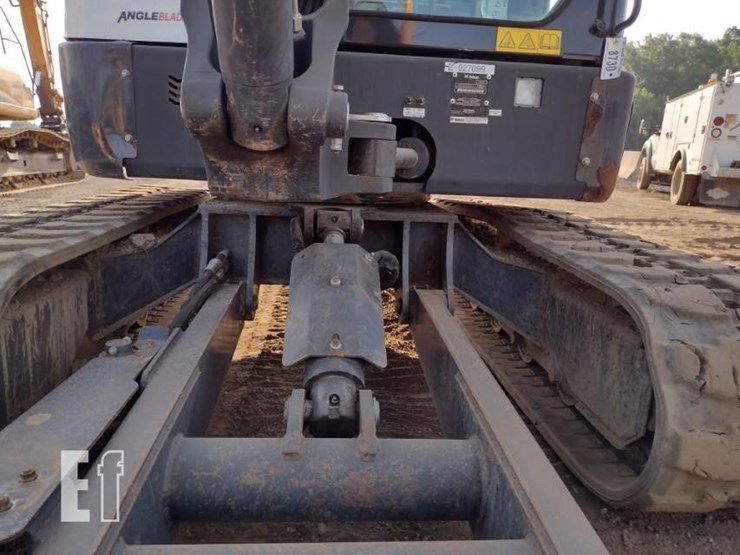 2021-bobcat-e60-image-22