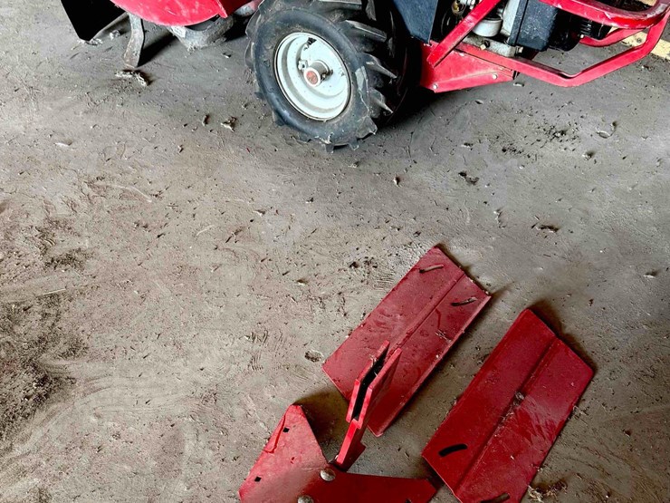 troy-garden-tiller-image-8