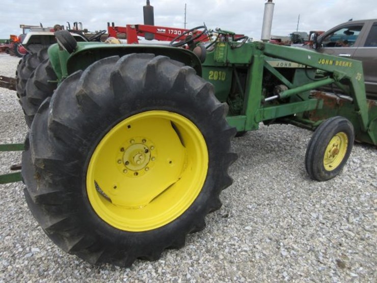 john-deere-2010-image-3