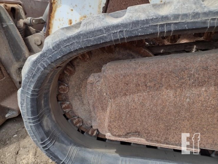 2014-bobcat-t590-image-25