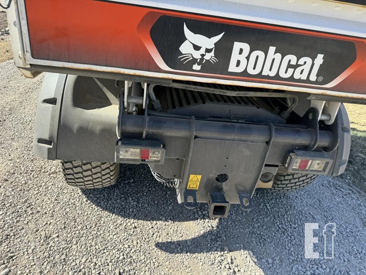 2022-bobcat-toolcat-uw56-image-11