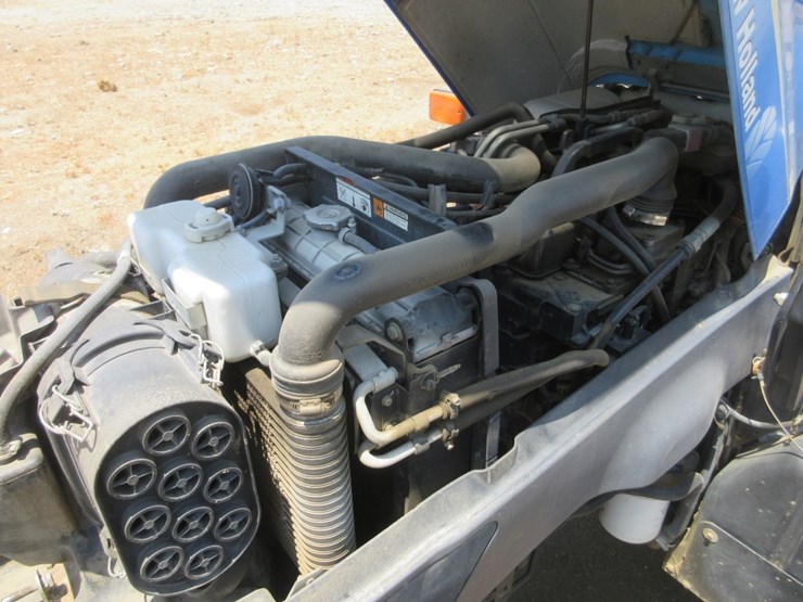 new-holland-t4050f-image-6