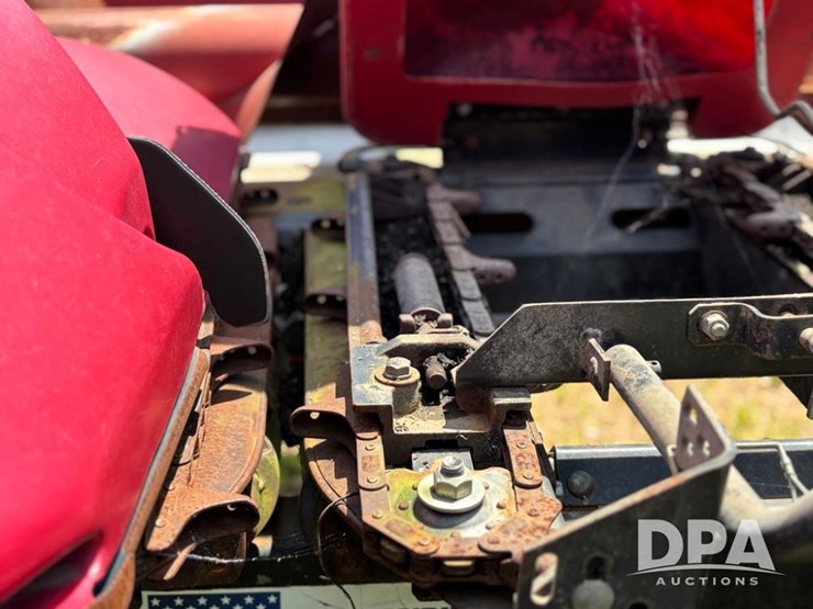 2010-case-ih-3412-image-34