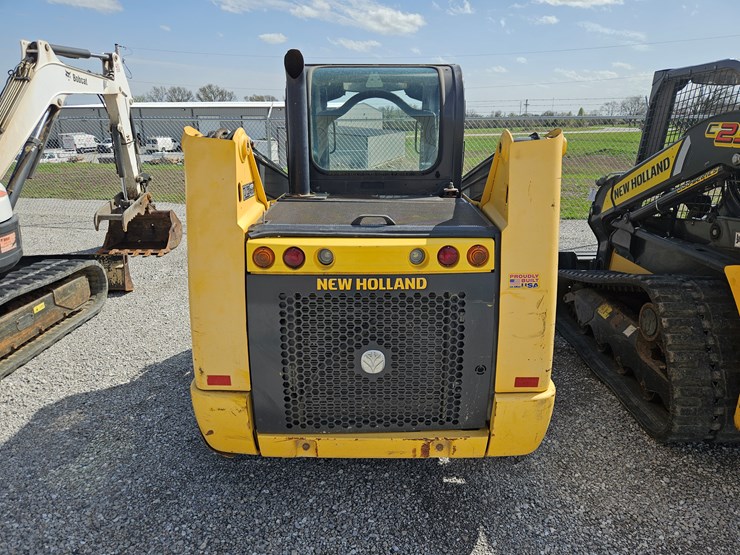 2019-new-holland-c227-image-14