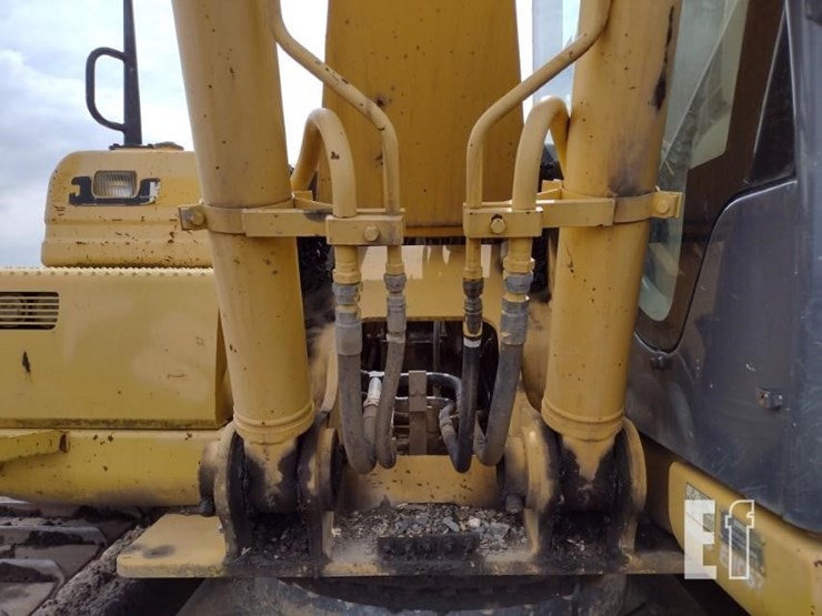 2011-kobelco-sk210-image-21