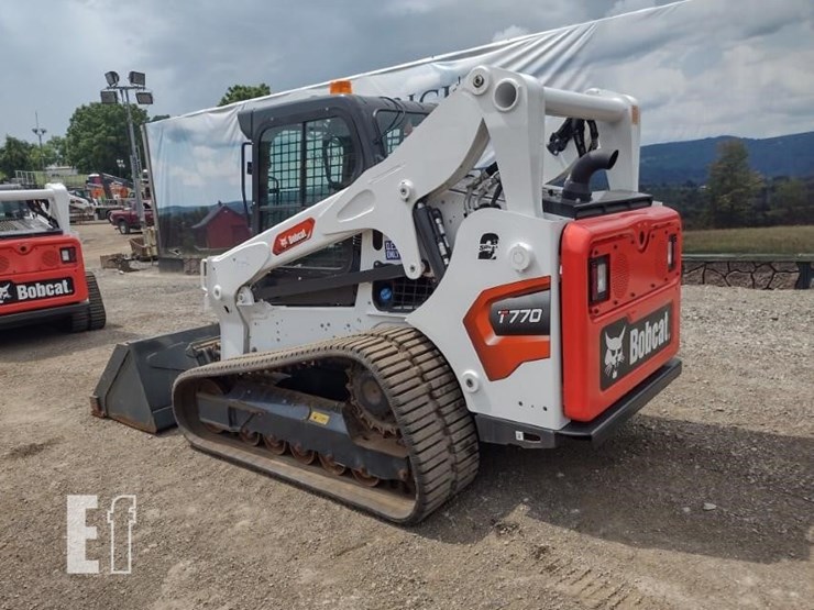 2023-bobcat-t770-image-41