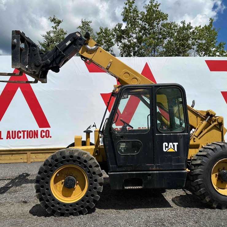 1999 CATERPILLAR TH82