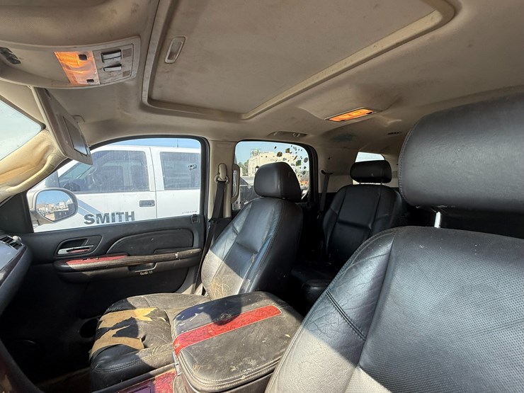 2007-cadillac-escalade-image-50