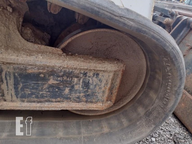 2022-bobcat-t770-image-34