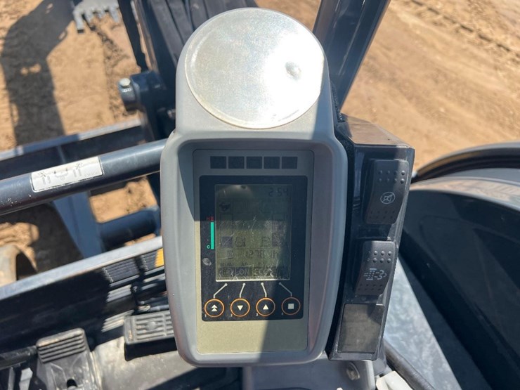 2023-deere-50g-image-32