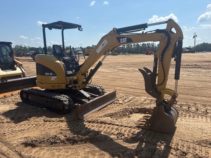 2011-caterpillar-303.5d-cr-image-7