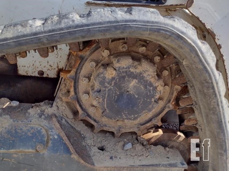 2019-bobcat-t595-image-19