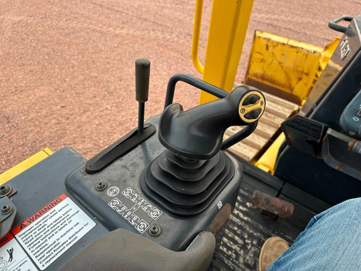 2007-komatsu-d39px-21-image-44