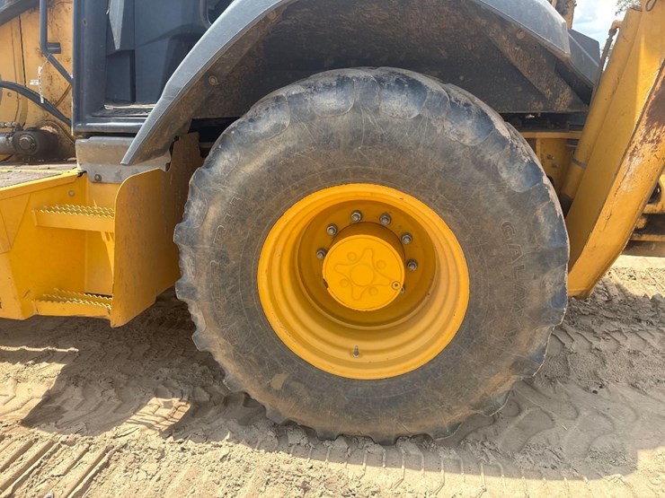 2018-deere-310sl-hl-image-9