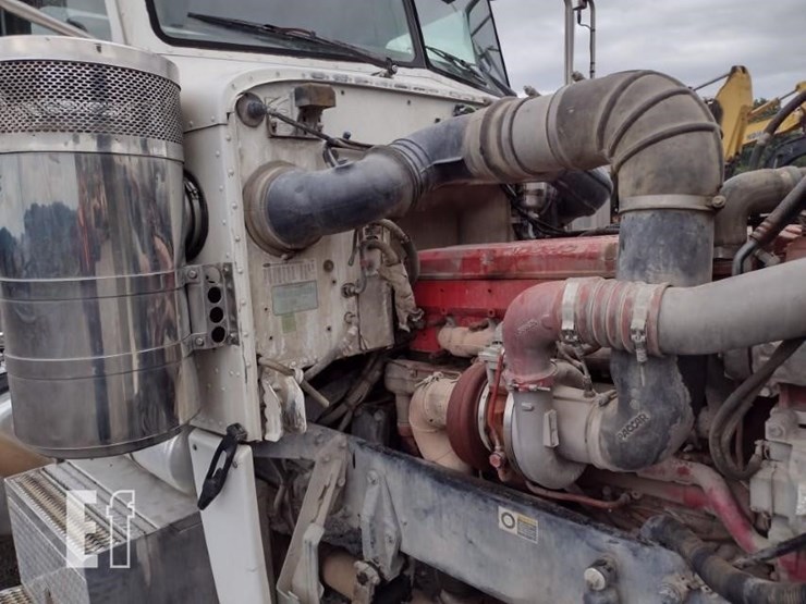 2008-peterbilt-388-image-20