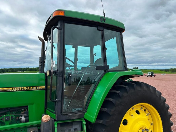1996-john-deere-7400-image-17