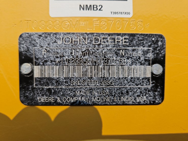 2020-deere-333g-image-16