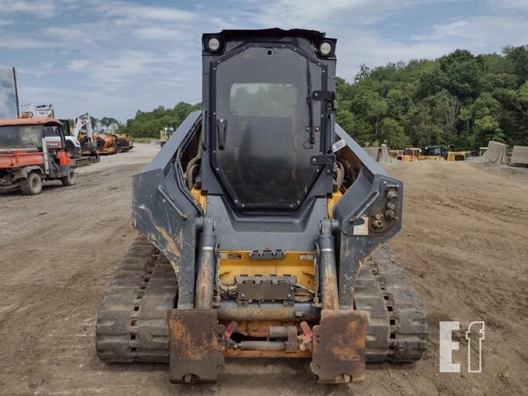 2020-deere-331g-image-2