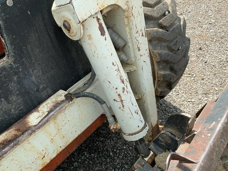 #1151-•-scat-trak-skid-loader-image-27