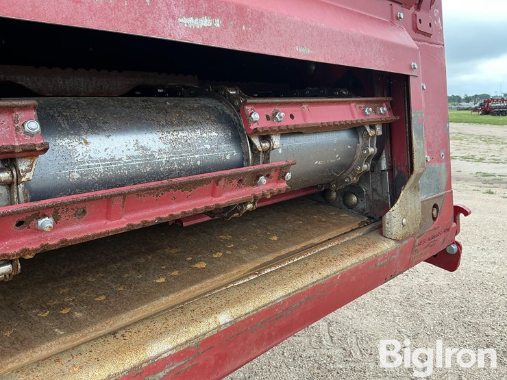 2018-case-ih-8240-image-14