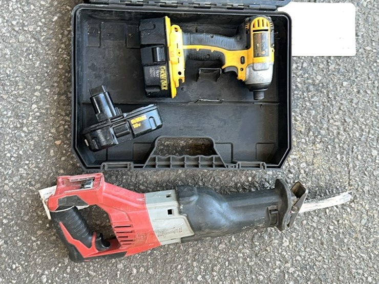 lot#-849-milwaukee-sawzal-&-dewalt-impact-driver-image-1