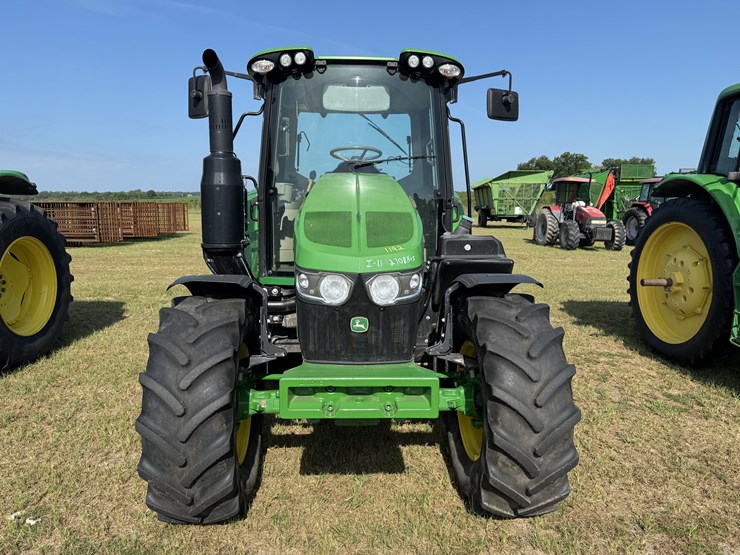 2020-john-deere-6120m-image-3