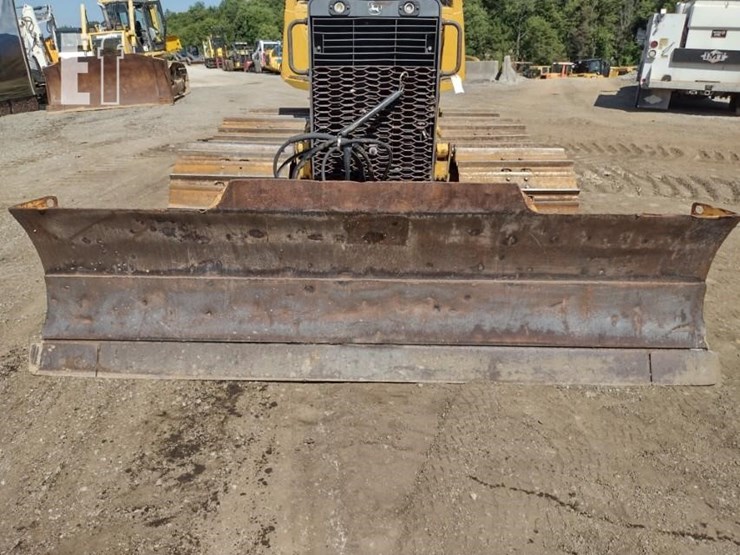 2004-deere-650h-image-14